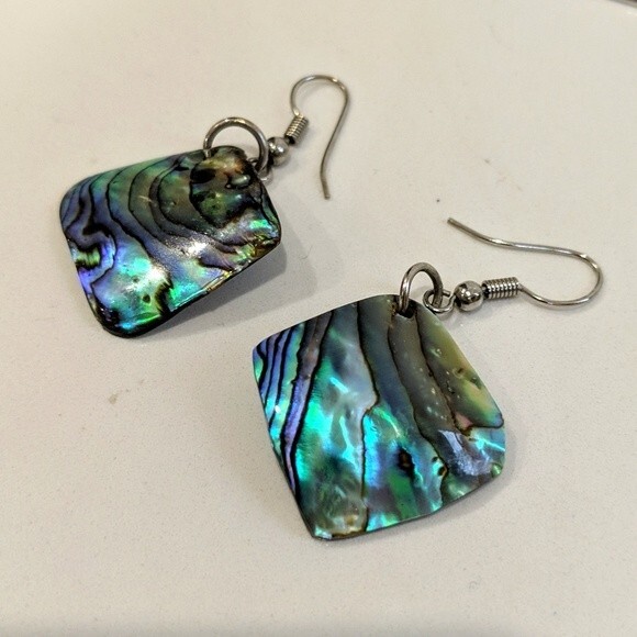 NWOT Australian Abalone Shell Pendant Earrings Set - Picture 2 of 2